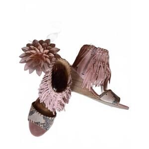 NEW NAUGHTY MONKEY women's fringe peep toe wedge in blush